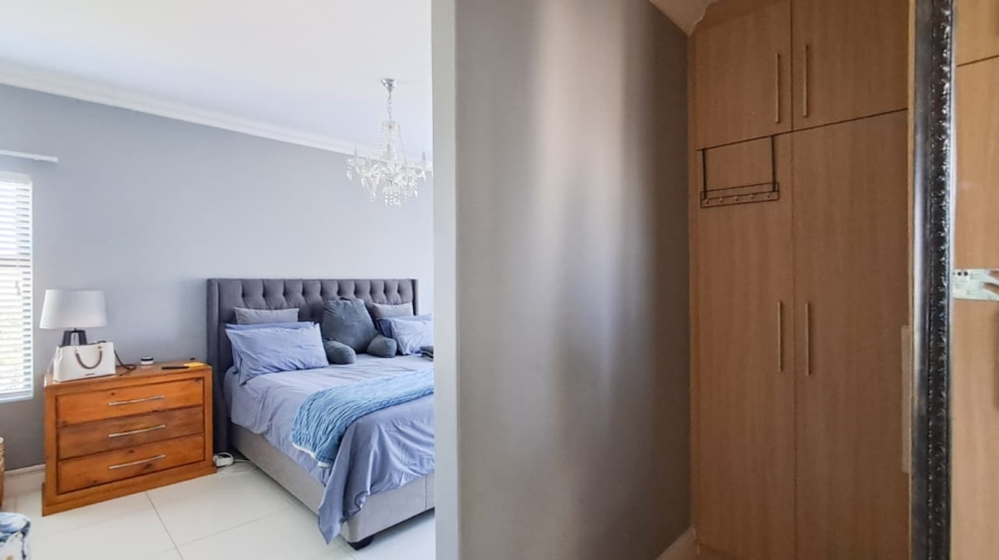 To Let 4 Bedroom Property for Rent in Avalon Estate Western Cape